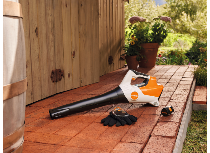 Аккумуляторная воздуходувка STIHL BGA 30 (без акб и з/у) Аккумуляторная воздуходувка STIHL BGA 30 (без акб и з/у)