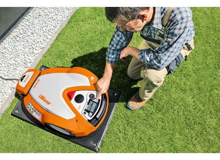 Газонокосилка-робот STIHL RMI 632 P