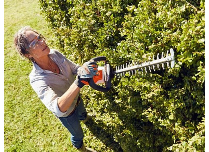 Мотоножницы аккумуляторные Stihl HSА 50 (без акб и з/у) Мотоножницы аккумуляторные Stihl HSА 50 (без акб и з/у)
