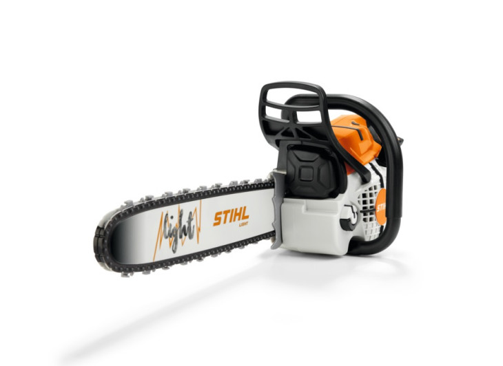 Игрушечная бензопила Stihl