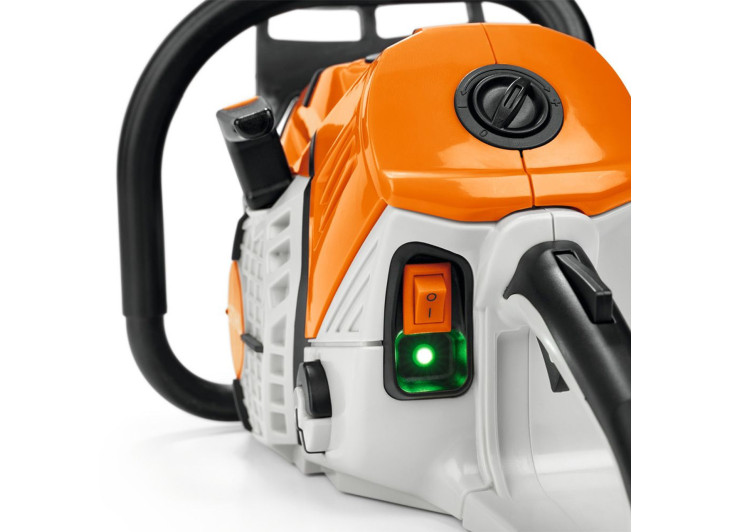Игрушечная бензопила Stihl